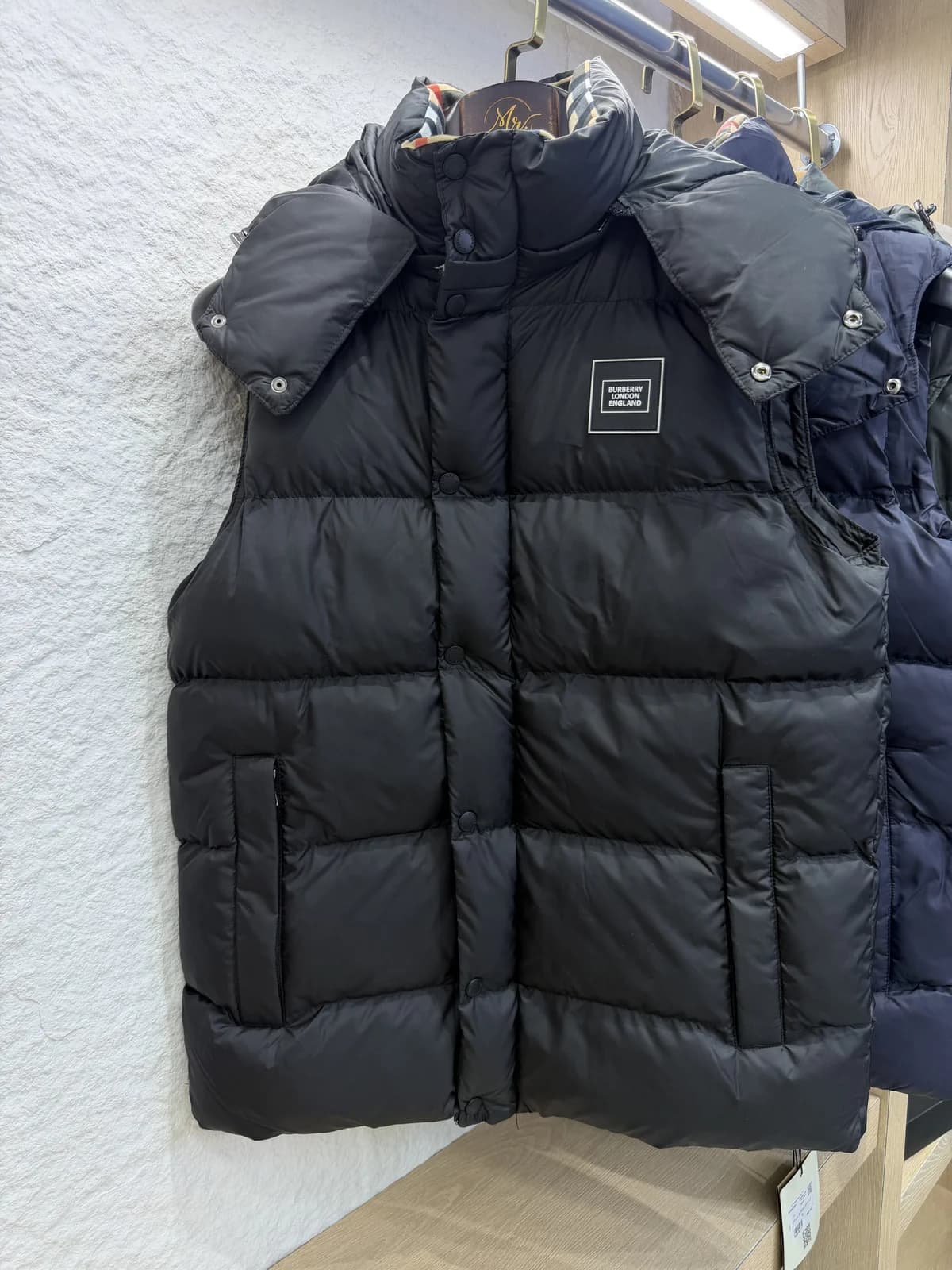 فيست BURBERRY